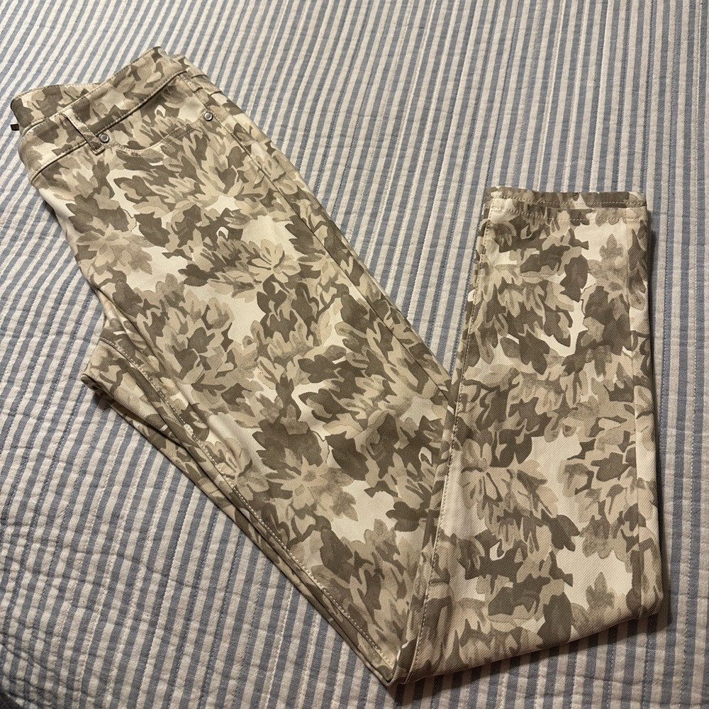 J.McLaughlin Lexi Floral Camo Jeans Tan Cream Slim Leg Stretch Pants Womens 8